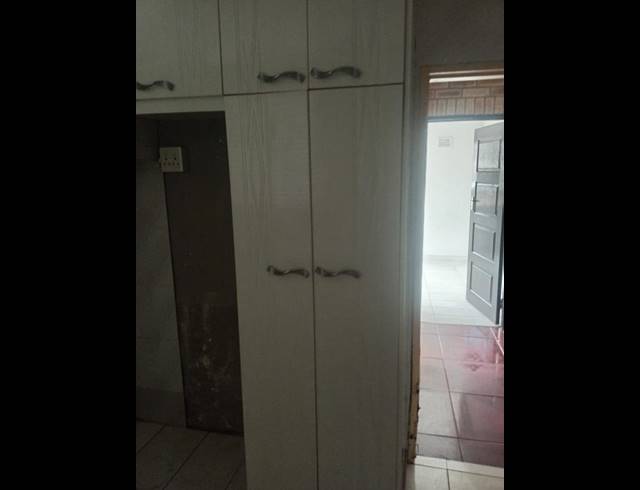 3 BEDROOM PROPERTY TO RENT IN AUSTERVILLE